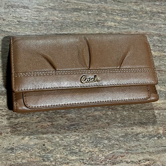 Coach wallet - Picture 14 of 16
